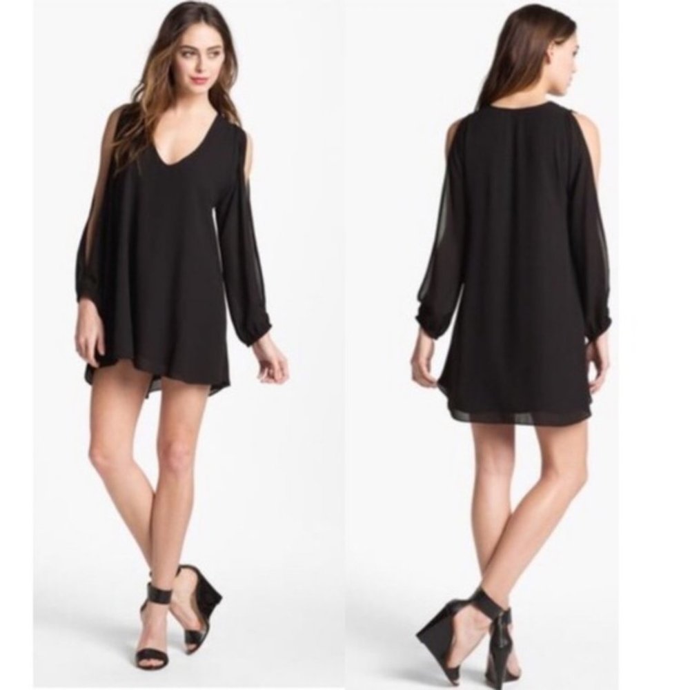 NWOT LOVERS + FRIENDS Black Gracie Open Long Sleeve Dress - Picture 1 of 7